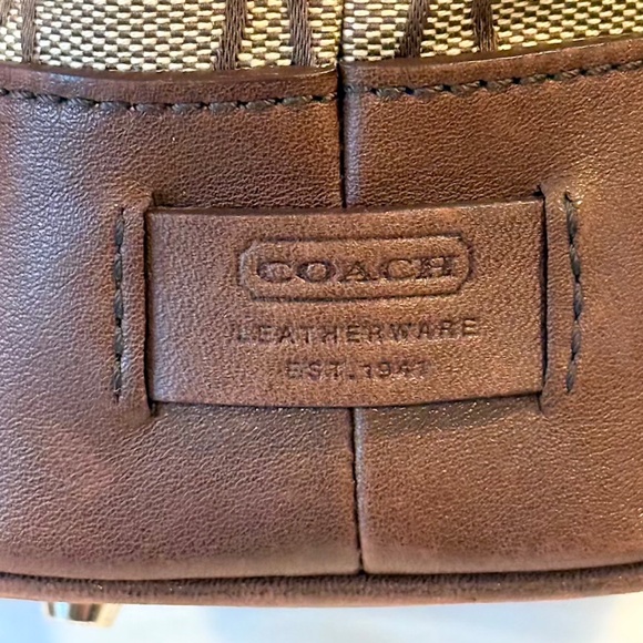 Coach Signature Tote Bag Canvas Beige Auth (EUC) - Picture 8 of 16